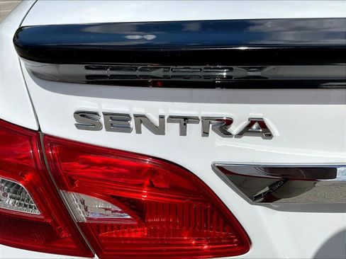 Used 2018 Nissan Sentra S w/ S Midnight Style Package FWD image 24