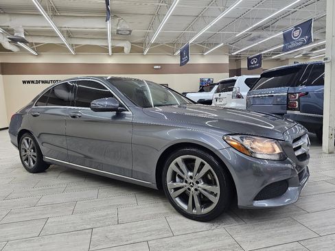 Used 2018 Mercedes-Benz C 300 Sedan w/ Premium Package image 5