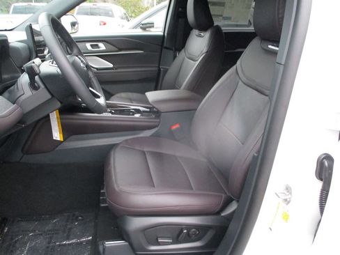 New 2026 Ford Explorer Platinum image 14