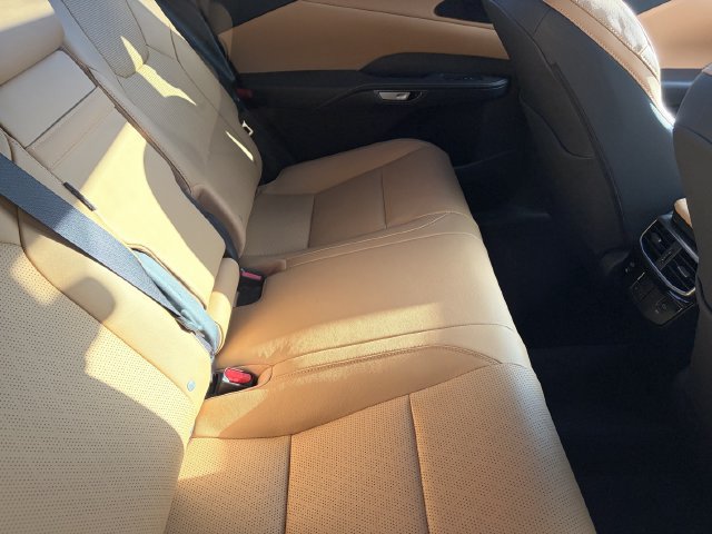 Used 2024 Lexus RX 350 Premium Plus w/ Cold Area Package FWD image 5