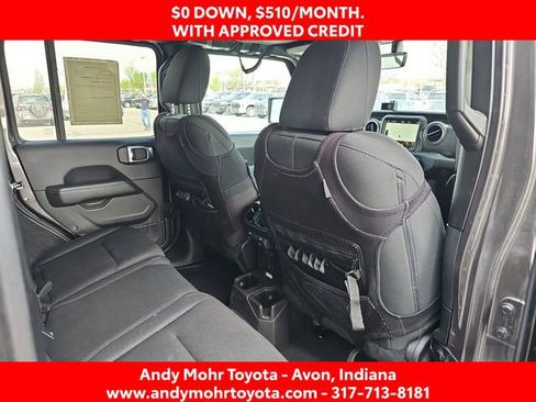 Used 2018 Jeep Wrangler Unlimited Sahara w/ Dual Top Group AWD/4WD image 33
