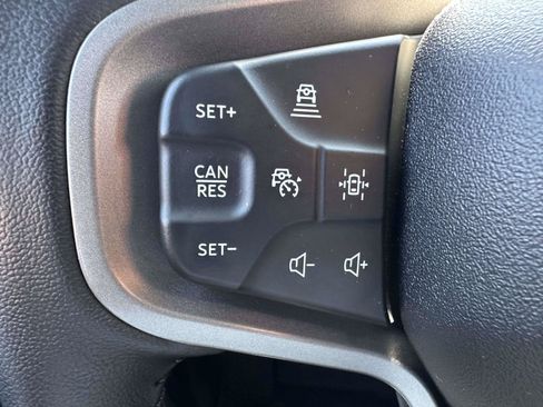 Used 2025 Ford Bronco Badlands AWD/4WD image 16
