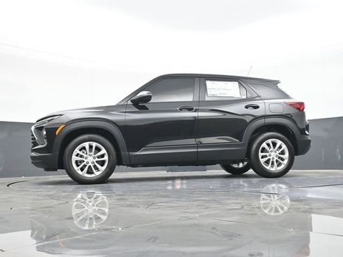 New 2026 Chevrolet TrailBlazer LS w/ LS Convenience Package FWD image 60