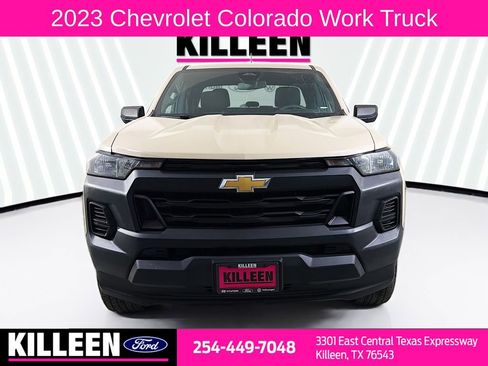 Used 2023 Chevrolet Colorado W/T image 2