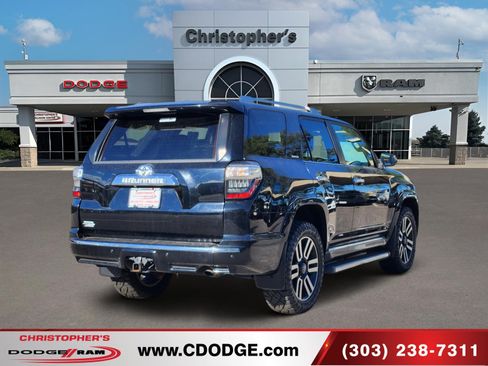Used 2017 Toyota 4Runner Limited AWD/4WD image 3