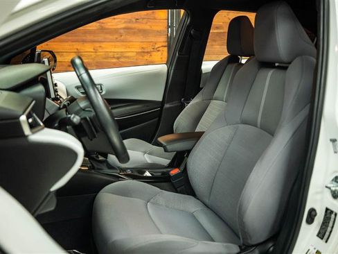 Used 2021 Toyota Corolla SE w/ Carpet Mat Package (TMS) FWD image 9