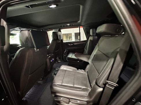 Used 2021 GMC Yukon Denali w/ Denali Ultimate Package RWD image 16
