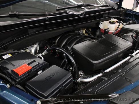 Used 2025 Cadillac Escalade ESV Sport Platinum w/ LPO, ONYX Package image 63