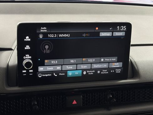 Used 2025 Honda CR-V Sport Touring image 17