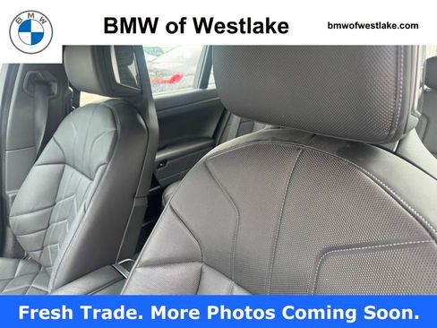 Used 2023 BMW 740i w/ Executive Package image 9