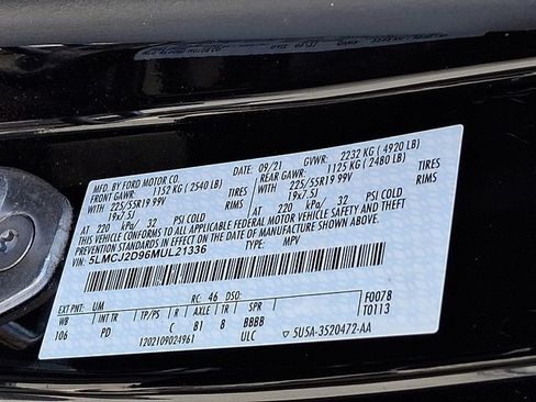 Used 2021 Lincoln Corsair Reserve AWD/4WD image 27