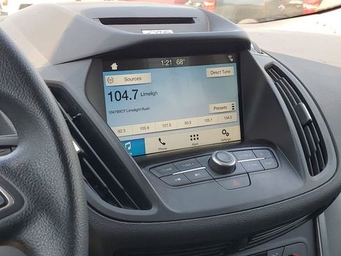 Used 2017 Ford Escape SE w/ Equipment Group 201A image 13