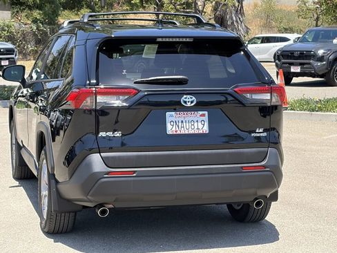 Certified 2024 Toyota RAV4 LE AWD/4WD image 44