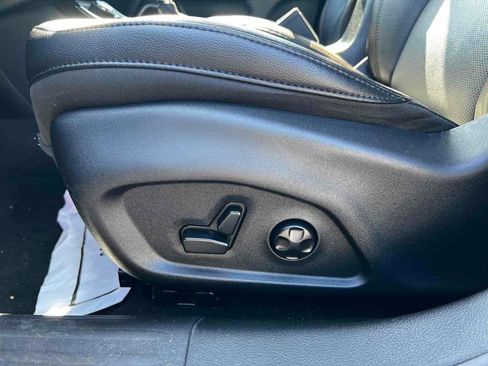 Used 2021 Jeep Compass Limited image 12