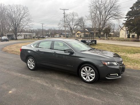 Used 2019 Chevrolet Impala LT image 27
