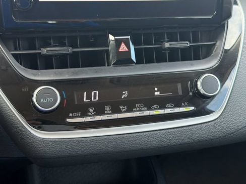 Used 2024 Toyota Corolla LE FWD image 20