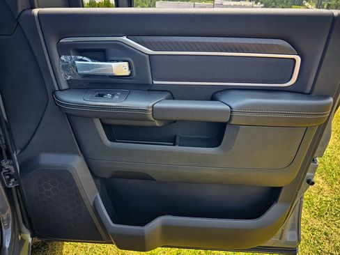 New 2026 RAM 3500 Big Horn AWD/4WD image 44
