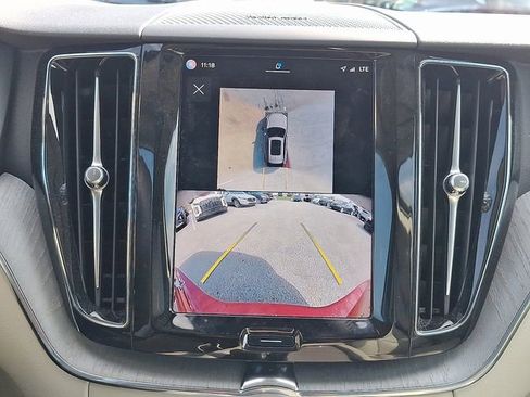 Used 2024 Volvo XC60 B5 Plus w/ Climate Package image 17