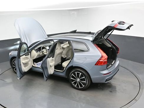 Used 2023 Volvo XC60 B5 Plus AWD/4WD image 49