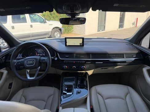 Used 2017 Audi Q7 3.0T Premium Plus AWD/4WD image 23
