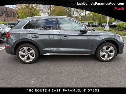 Used 2023 Audi Q5 2.0T Premium Plus w/ Premium Plus Package AWD/4WD image 4
