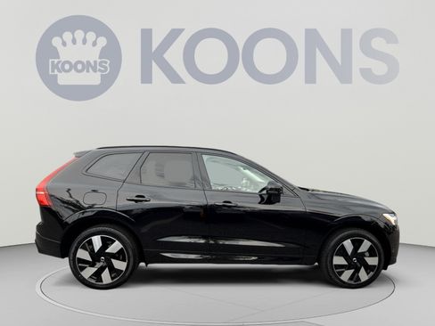 Used 2024 Volvo XC60 T8 Plus w/ Protection Package Premier AWD/4WD image 8