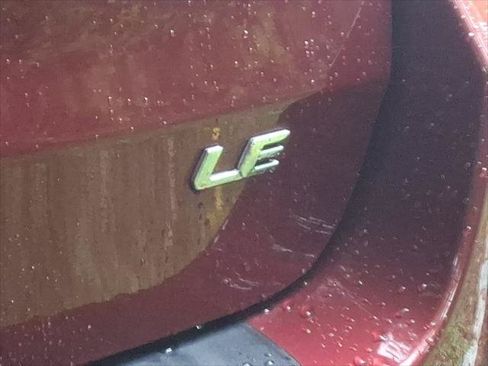 Certified 2020 Toyota Sienna LE w/ Protection Package FWD image 7