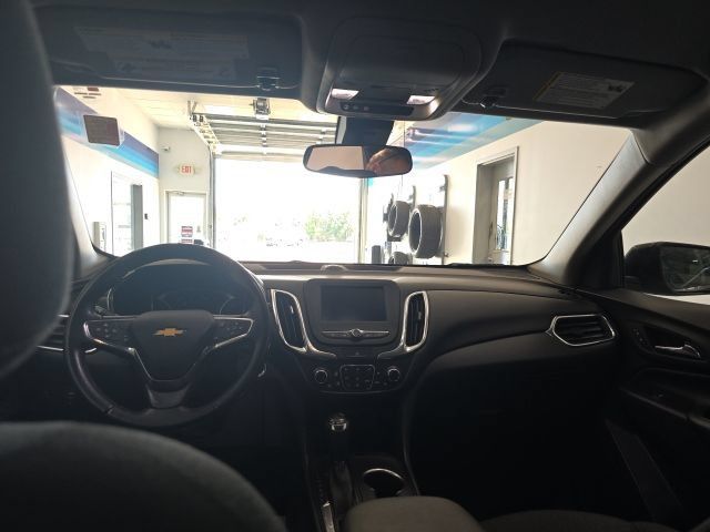 Used 2021 Chevrolet Equinox LT AWD/4WD image 13
