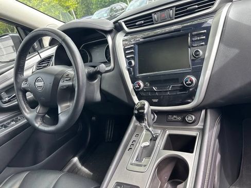 Used 2020 Nissan Murano SL w/ Moonroof Package FWD image 12