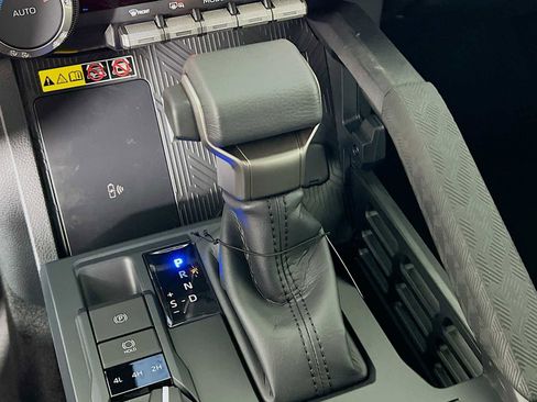 New 2026 Toyota Tacoma SR5 image 12