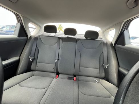 Used 2025 Kia K4 FWD image 37