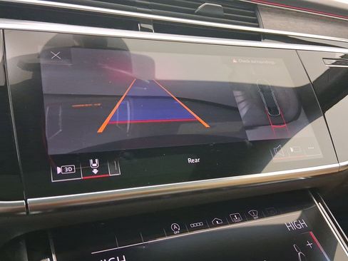 Used 2021 Audi A8 L 3.0T image 25