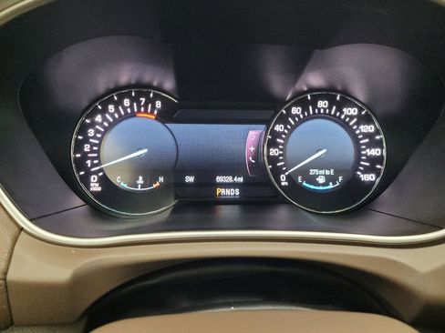 Used 2016 Lincoln MKX Reserve w/ Climate Package FWD image 23