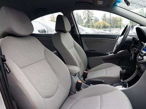 Used 2014 Hyundai Accent GLS w/ Option Group 2 image 23