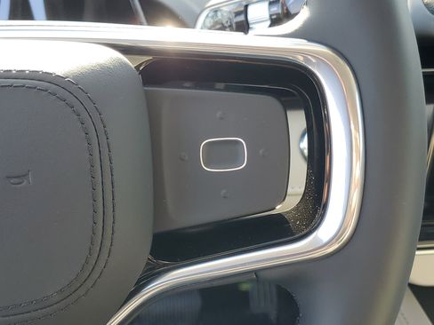 New 2026 Lincoln Nautilus Premier image 17