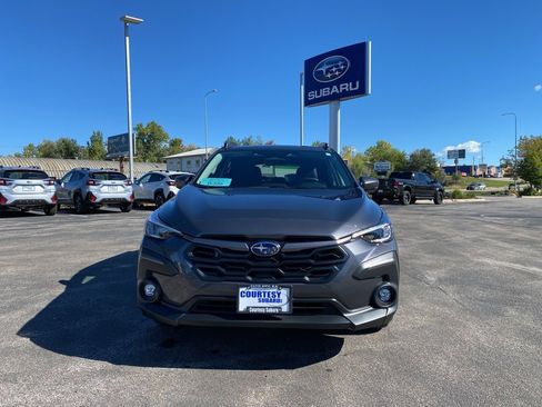 Certified 2025 Subaru Crosstrek 2.5i Limited w/ Crosstrek Mirror Package image 2