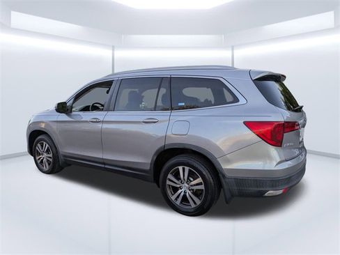 Used 2017 Honda Pilot EX-L image 6