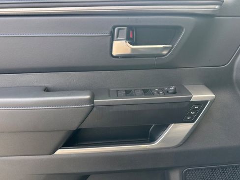 Used 2024 Toyota Sequoia Platinum image 12