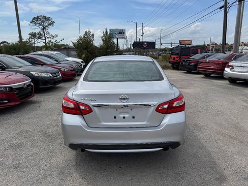 Used 2016 Nissan Altima 2.5 S w/ Power Driver Seat Package FWD image 6