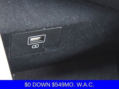 Used 2023 Genesis G70 2.0T image 39