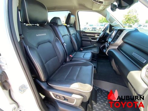 Used 2022 RAM 1500 Laramie AWD/4WD image 17