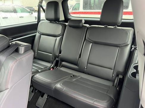 Certified 2025 Ford Expedition Max Active image 5