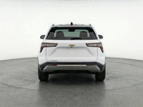 Used 2025 Chevrolet Equinox LT FWD image 7