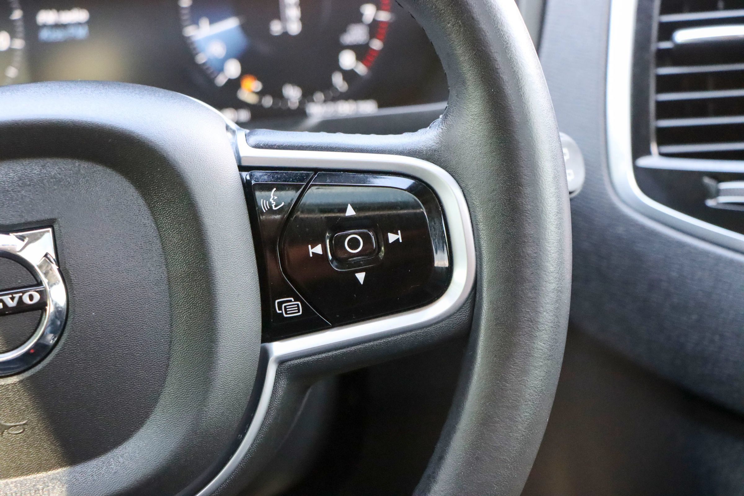 Used 2018 Volvo XC90 T6 Inscription w/ Convenience Package AWD/4WD image 33