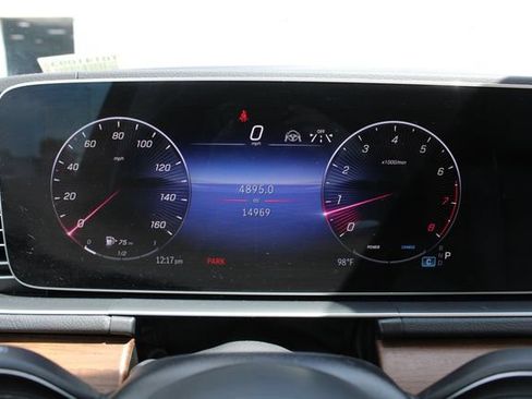 Used 2024 Mercedes-Benz GLS 450 4MATIC image 10