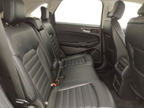 Used 2024 Ford Edge SEL image 19