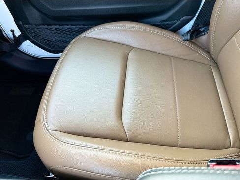 Used 2023 Jeep Wrangler Unlimited Sahara image 22