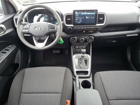 New 2026 Hyundai Venue SE image 10