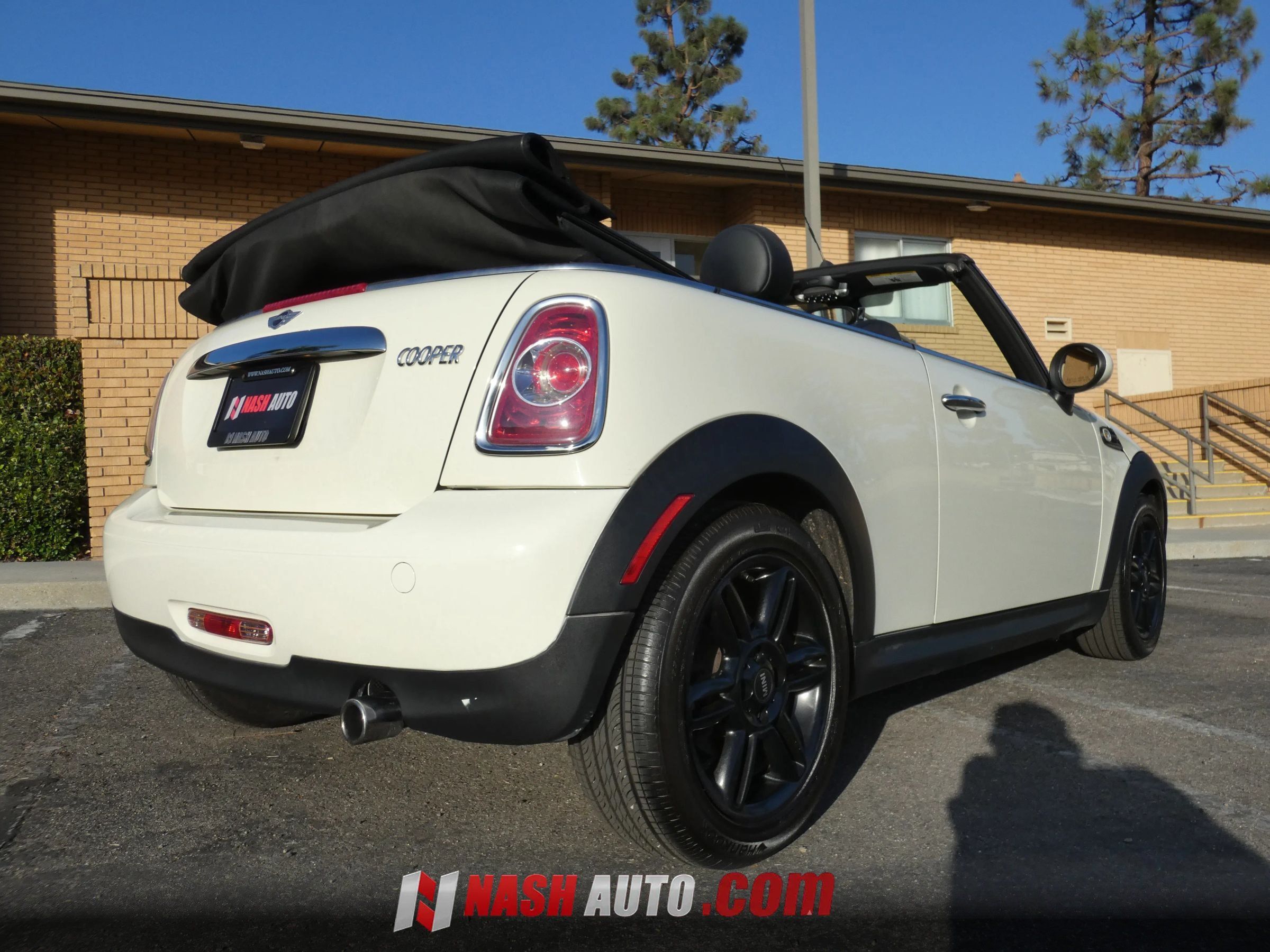 Used 2015 MINI Cooper Convertible FWD image 8