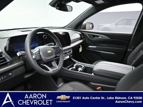 New 2026 Chevrolet Traverse LT image 7